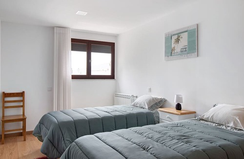 Fonte Boa House | Duplex T4 with Pool 'Bellaë Holiday' with Private Terrace, Private Garden and Wi-Fi