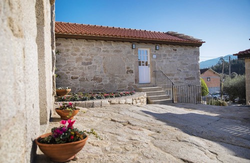 Arcos de Valdevez Villa | Primitiva - Casas de Selim