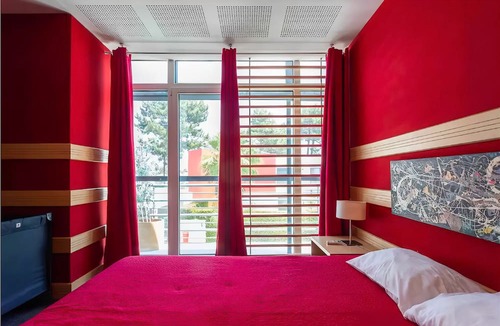 Quinta do Anjo Resort | Pet-Frendly! Arrábida Resort with Jacuzzi. Just 20 minutes from the beach!