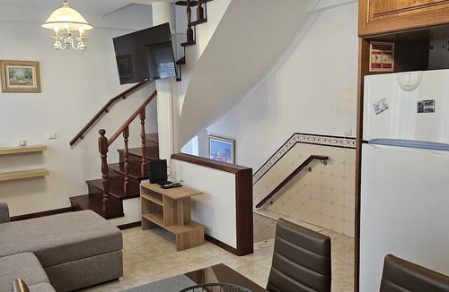 Nazare House | Sunao