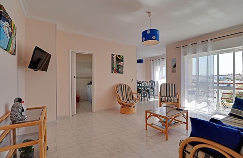 Gale Apartment | Albufeira Concept With Pool by Homing