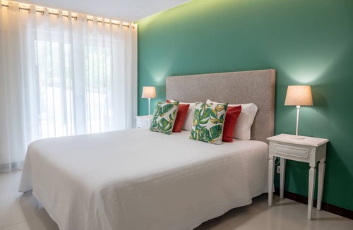 Cardielos Hotel | Naturena