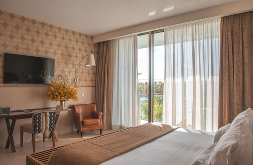 Salgados Resort | Wine & Books by the sea