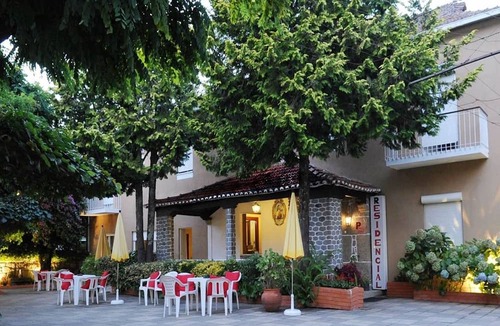 Caldelas Hotel | Corredoura Garden Alojamento