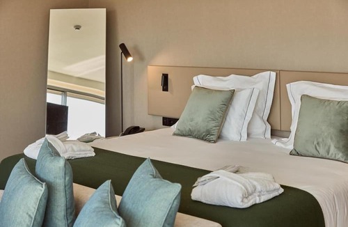 Sao Sebastiao da Pedreira Hotel | Omid Saldanha Hotel