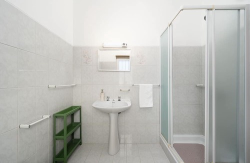 Guia Villa | Villa Harpista in Guia by Ideal Homes