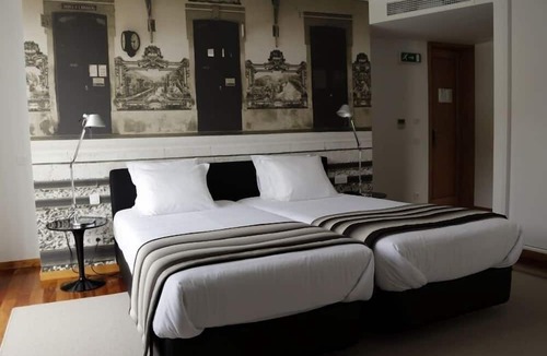Pinhao Hotel | LBV House Hotel