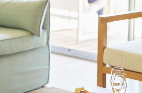 Alporchinhos Hotel | White Shell Beach Villas