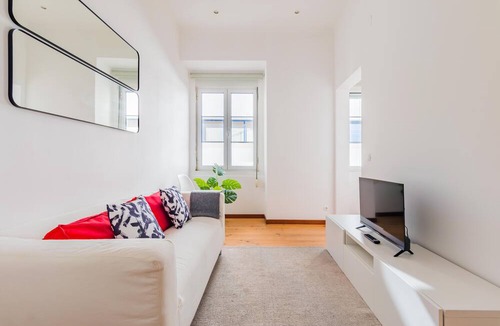 Alcantara Apartment | LX Urban Living
