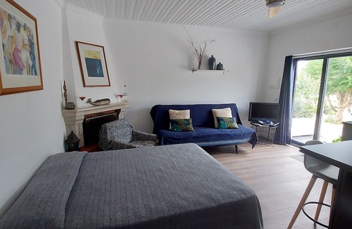 Santarem Cottage | 2 BEDROOM COTTAGE AND 2 INDEPENDENT STUDIOS FROM 80€ NIGHT/STUDIO