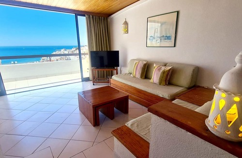 Calicos Apartment | Albufeira One Step to the Beach 13