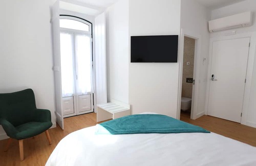 Marinha Grande House | Glass Boutique - Rooms & Suites