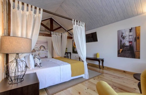 Portimao City Centre House | Villa Rio Guest House Suites