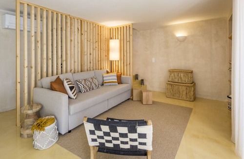 Charneca Hotel | Sea’Ya Family Surf Houses