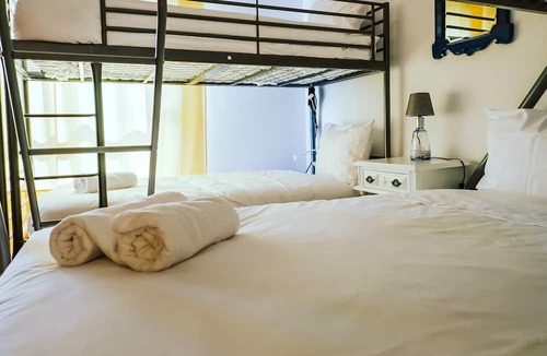 Restelo Hostel | Help Yourself Hostels - Restelo