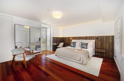 Sacramento Apartment | Luxury Chiado Prime Apartment