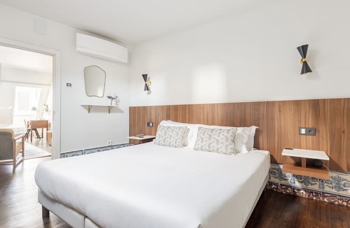 Santa Maria Maior Apartment | Lisbon Downtown Luxury Family Residence