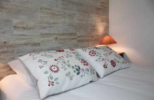 Lamas Villa | A Montejunto Villa - Casa do Mocho w/ shared outdoor pool, Free WiFi