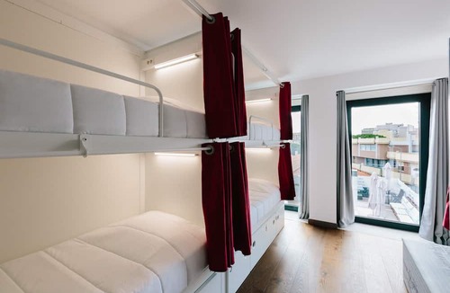 Cacilhas Hostel | Lisbon South Hostel