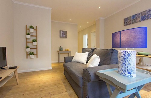 Santo Condestavel Apartment | Amazing Parada by Homing