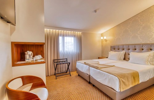 Batalha Hotel | Hotel Lis Batalha