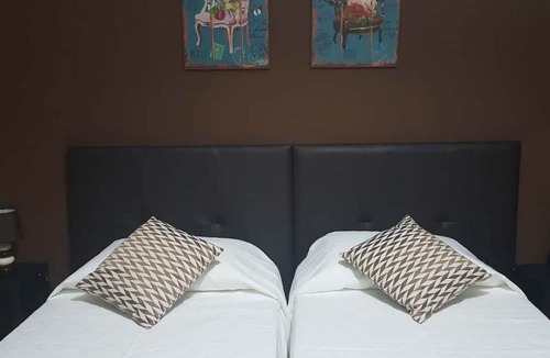 Figueiral Hostel | Almancil Hostel