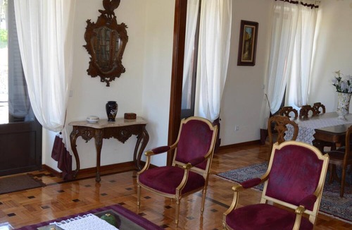Vila Verde House | Large stone house in a wooded property with swimming pool