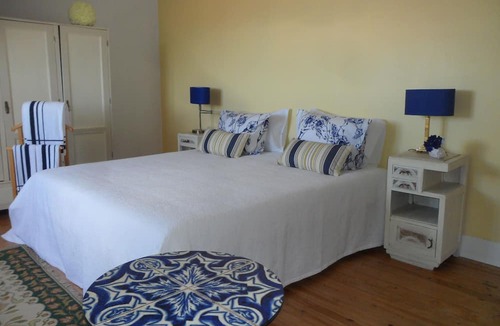 Santo Antonio dos Olivais House | Casa Coimbra Guesthouse & Garden