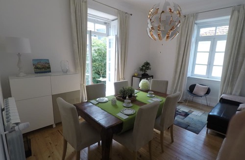 Santo Antonio dos Olivais House | Casa Coimbra Guesthouse & Garden