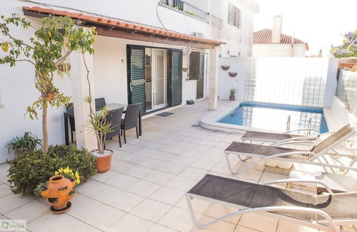 Carcavelos Hostel | Help Yourself Hostels Carcavelos Coast