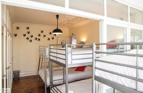 Carcavelos Hostel | Help Yourself Hostels Carcavelos Coast