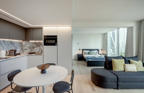 Alto do Pina Apartment | Areeiro Vision Studio by Homing