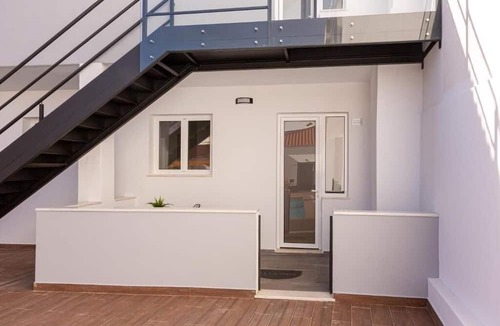 Reguengos de Monsaraz Bed & Breakfast | LUXURY PALM SUITES