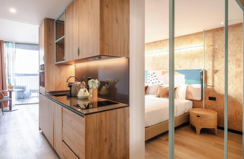 Seixal Hotel | Upon Harbor - Seixal Bay Hotel