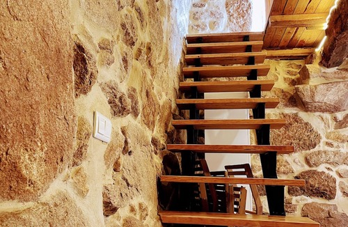 Montalegre House | Charming Tourém Retreat 3 Bedroom House With Stunning Views