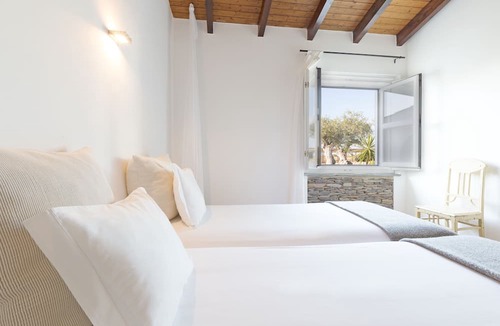 Mourao House | Monte Falperras