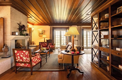 Mondim da Beira Hotel | Casas da Memória