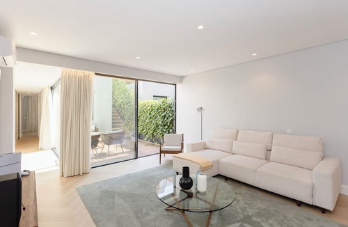 Centro / Baixa Apartment | Pool Paradise Apartment C