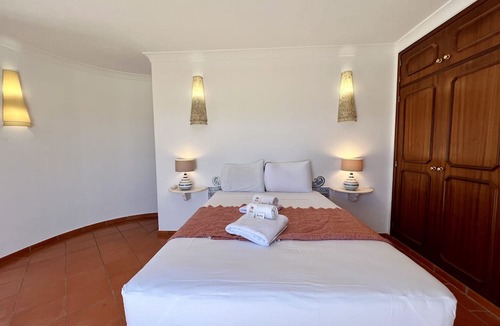 Alcalar Villa | Alvor Traditional Villa by Homing