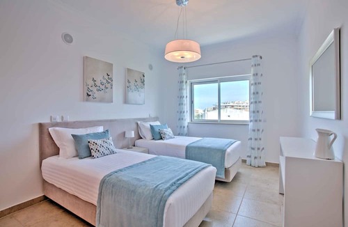 Funchal Apartment | Lagos Palm Tree 1 With Pool by Homing
