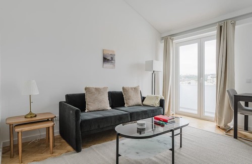 Benfica Apartment | Blueground | Benfica, furnished, washer, a/c