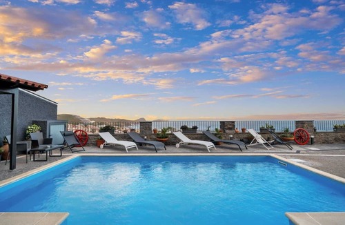 Machico House | São Lourenço Guest House