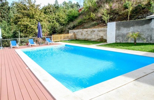 Arouca House | Room 'Quarto 4' with Mountain View, Wi-Fi and Air Conditioning