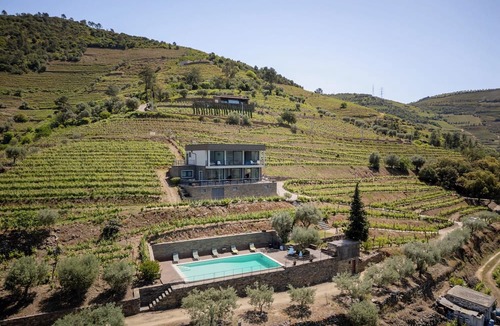 Armamar Villa | Villa Folgosa - Three Bedroom Villa, Sleeps 6