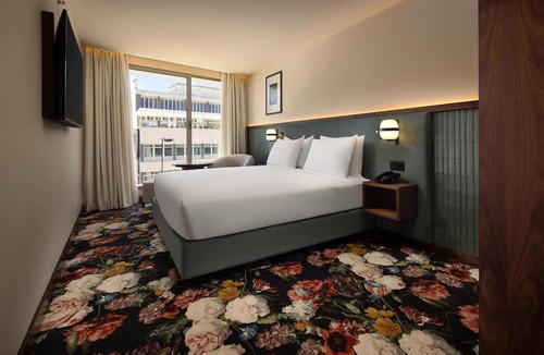 Sao Paulo Hotel | DUO Hotel Lisbon, Curio Collection by Hilton