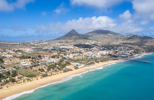 Pedras Pretas Villa | Vacation Home in Porto Santo, Villa Girassol