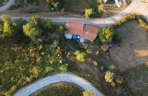 Moitas Bed & Breakfast | "Yellow House - Casa Amarela" Is a Family Run Farmhouse in the Mountains