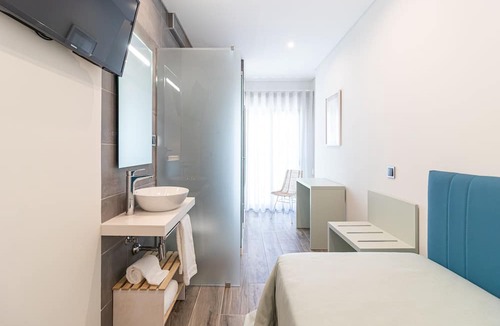 Se House | Avenue 41 Guest House