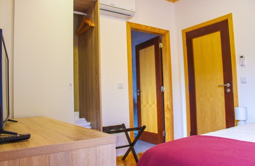 Gois Cottage | Casa de Campo Vale do Ceira, Quarto Twin. Na Bela e Pacata Vila de Góis