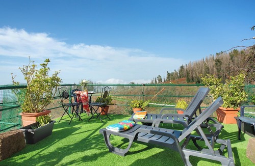 Faja da Ovelha House | Holiday Home 'Home Thomas' with Sea View, Wi-Fi and Air Conditioning